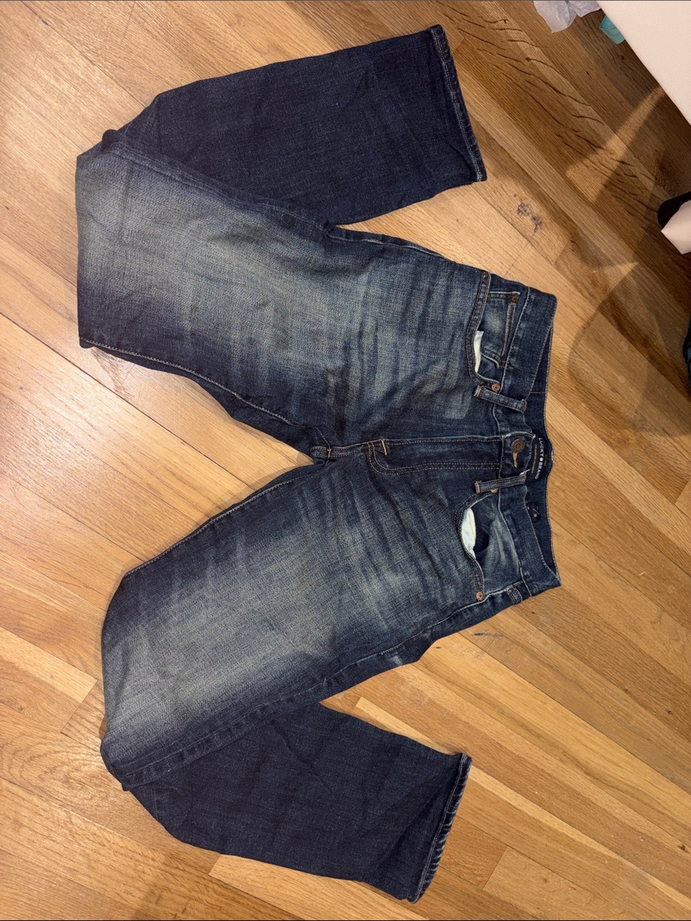 Lucky Brand Men's Washed Blue Relaxed Jeans